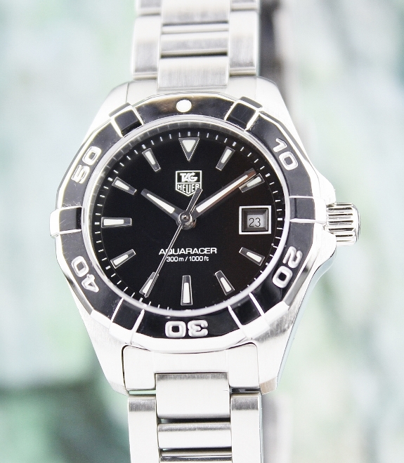A TAG HEUER STAINLESS STEEL LADY SIZE AQUARACER / WAY1410
